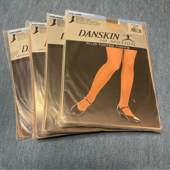Danskin Accessories Danskin Sz 4x Lt Toast Color Footed Tights